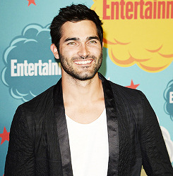  Ten Wolf Cast - EW’s Annual Comic con Celebaration 