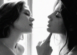 this-bluelove:  Lea Seydoux, Adele Exarchopoulos