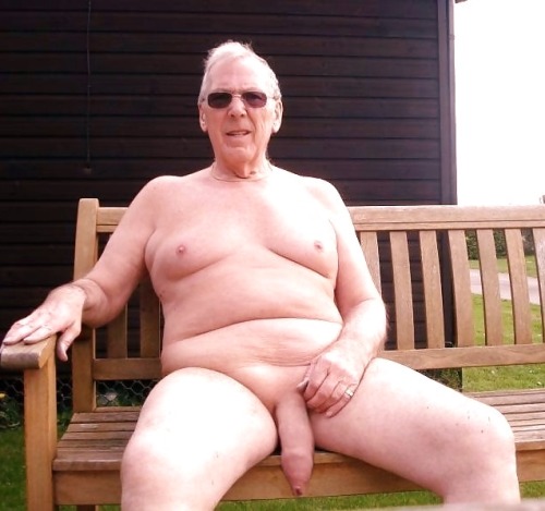 newtoarea:love the sexy foreskin