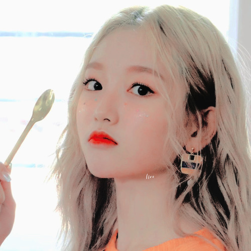 GOWON LOONA─   ♡─   ♡▸DO NOT RE EDIT