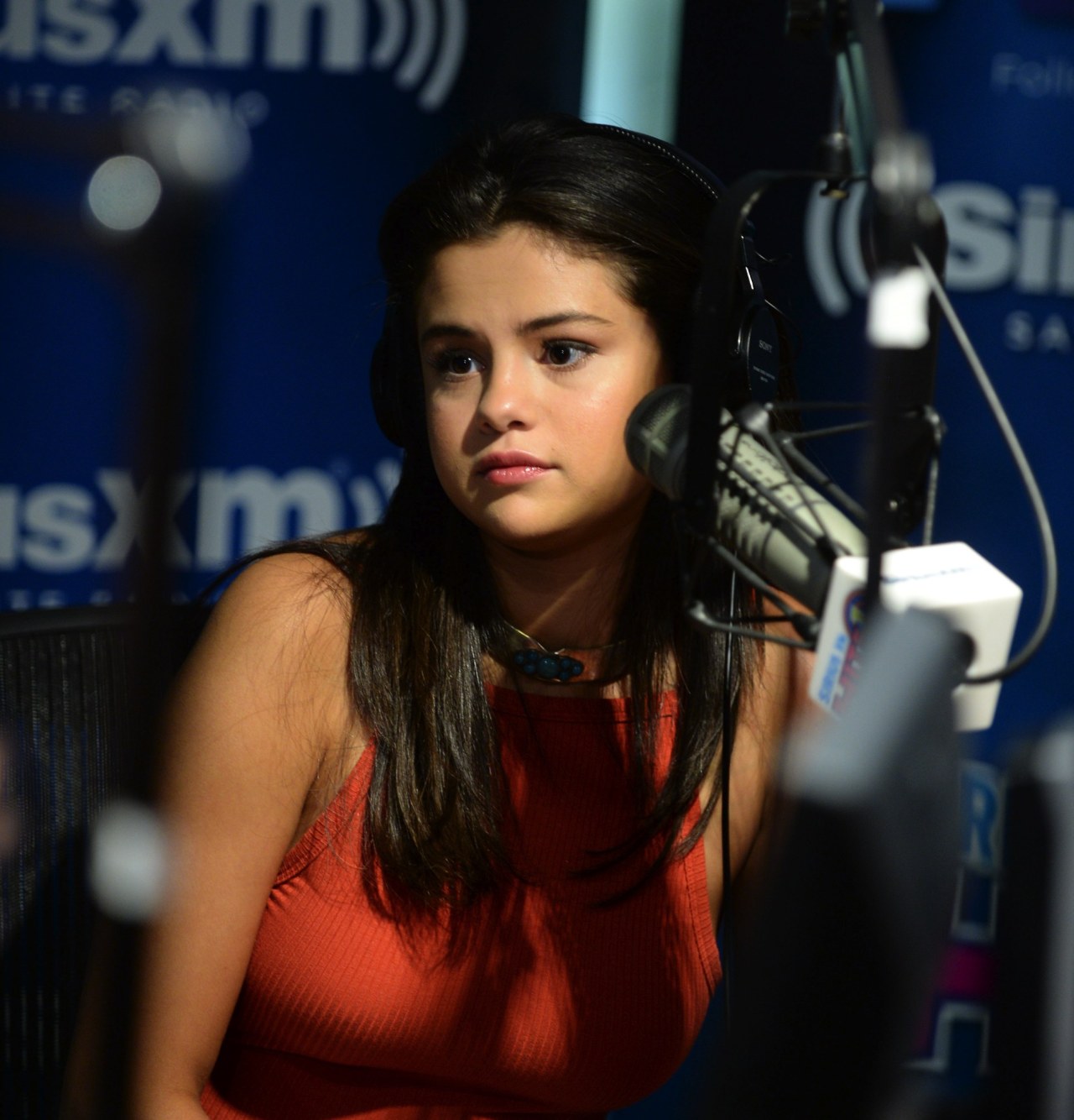 celebs-dailyus:   06/22/2015 - Selena Gomez visits  SiriusXM Studios in New York
