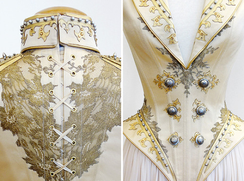 fashion-runways:ROYAL BLACK CORSETERY & COUTURE ‘Glorious Empire’ Collectionif you want to suppo