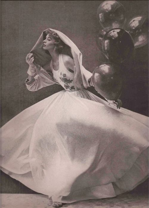 Madame Gres, 1952