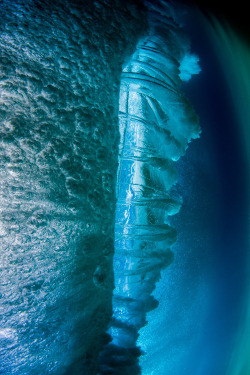 plasmatics-life:  Ocean Waves ~ By Kieran Tunbridge