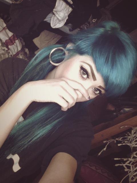 alternative-grunge-girls:  ♡alternative babes♡