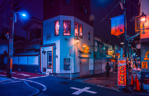 Dream World Or Tokyo ?