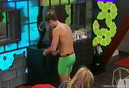 famousskivvies:Tyler Crispen
