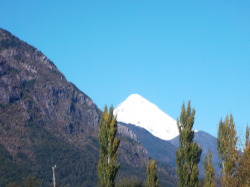 se-libre-pajaro-culiao:  kusta-astronaut:  Valle de Trancura - CHILE  Que fotos mas hermosas &lt;3