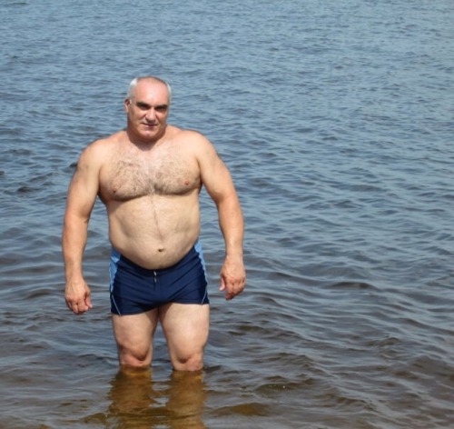 naughtydbn:  Super hot daddy bear