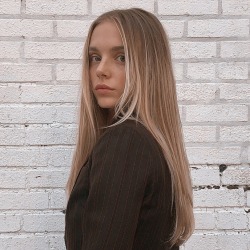 Voir un profil - Zhenya Komarov 30ed239e6222b7243b41d722ced0756e168a9087