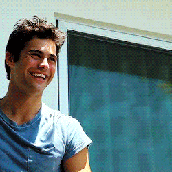 hotfamousmen:  Matthew Daddario
