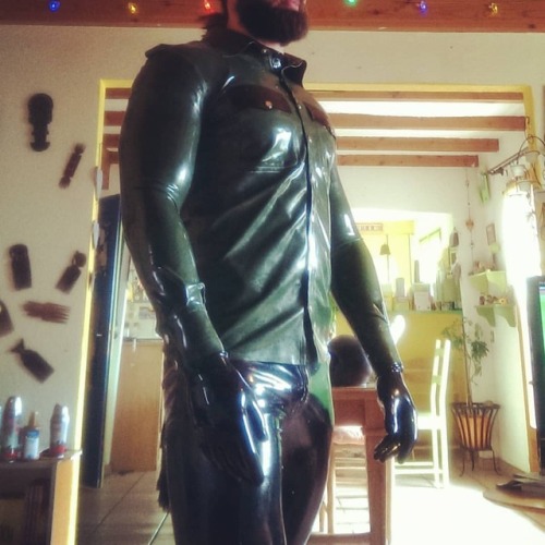 Found some more oldies, be prepared for old stuff #latex #rubber #latexfetish #rubberfetish #latexca