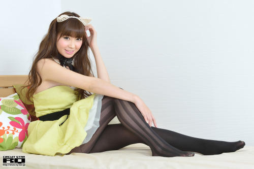 Porn photo chong2-ho1:  Airi Sasaki nice legs 