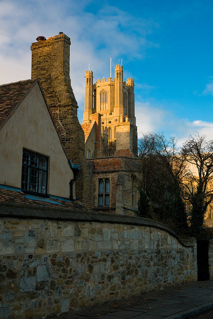 axollot:  Ely Cathedral, Cambridgeshire by SharpeImages.co.uk on Flickr.  seriously