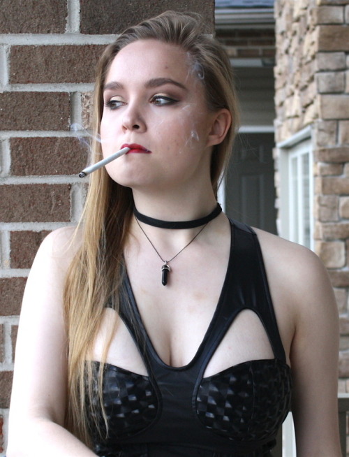 leathersmoke81:Brooke VS120 Dangles in Leather!