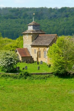 fuckitandmovetobritain:  Wotton Church, Dorking,  Surrey, England, UK