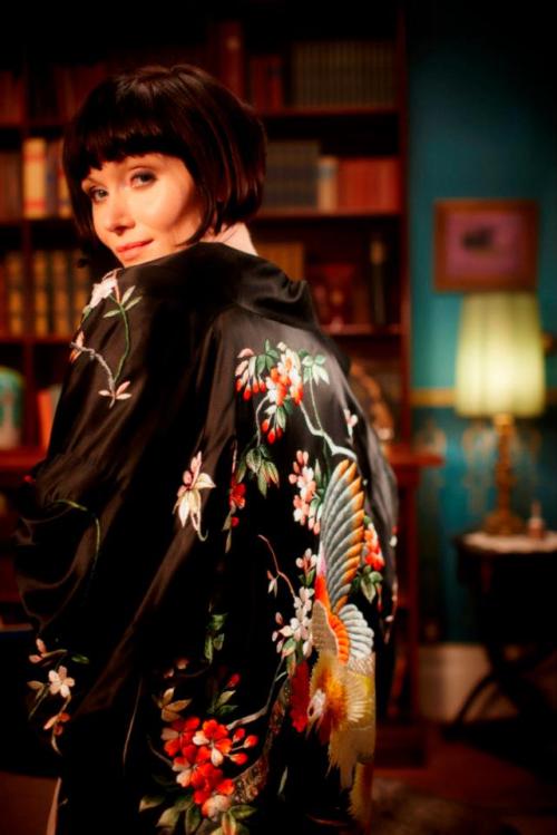 The fourth outfit we see Phryne wear in “The Blood of Juana the Mad” (Season 2, Episode 8) is her cl