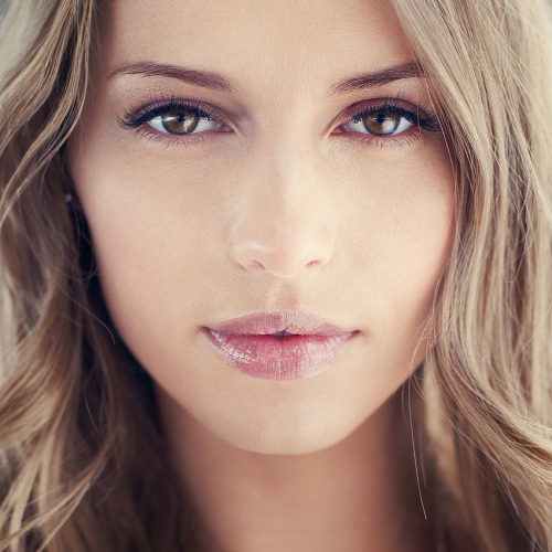 Remarkably Beautiful Girls