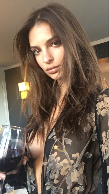 Emily Ratajkowski Source