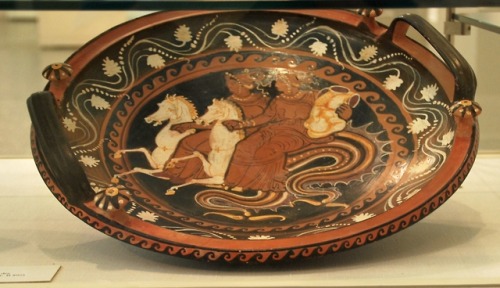 Apulian red-figure lekane (broad, two-handled bowl) depicting two Nereids riding hippocampi and hold