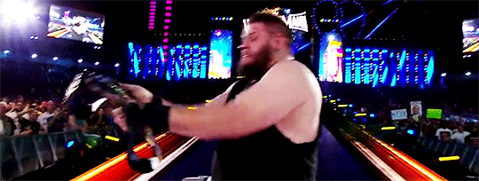 mith-gifs-wrestling:Like it doesn’t feel real until it hurts him.