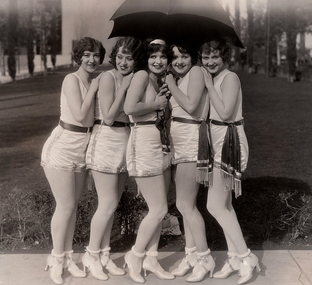 adamscoren:  Clara Bow 04 by Amy Jeanne on Flickr. 