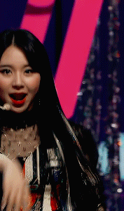 dazzlingidols:↳ chaeyoung x long hair♡for anon 