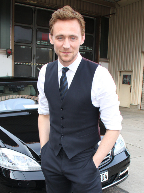thescienceofjohnlock:  cakesandfail:  youwillneverjustbeablipintime:  whoever  invented