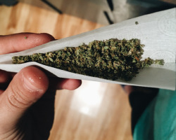 Smkbrk:  How High? 😋😋
