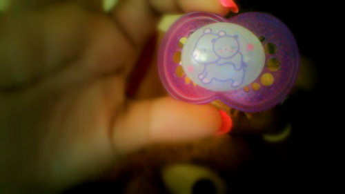 badlittlekitten:  I found my favorite paci again, I’m so happy!