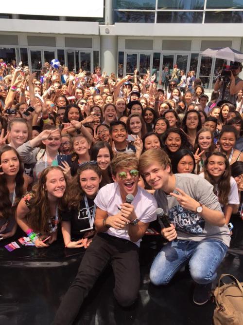 lxkekorns:   @awesomenesstv: Another killer Q&amp;A with @ItsMikeyMurphy and @LukeKorns!! #ATVat