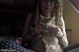 thc-kittyy:  peek a boo! 