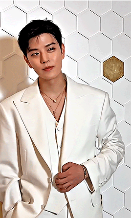 Seungmin For Eyesmag.
