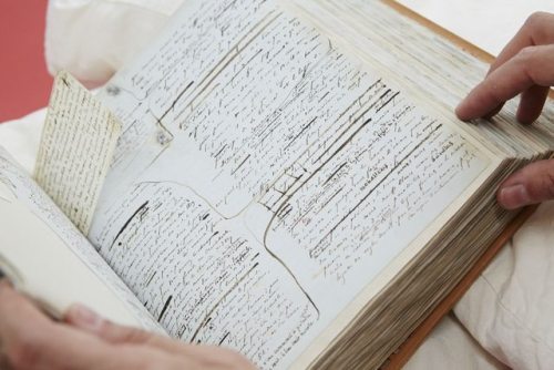 annabellioncourt: lesmisoz: The original Les Miserables manuscript arrives in Melbourne. T