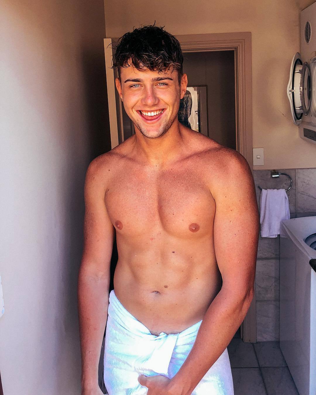 Simply Hot Guys
