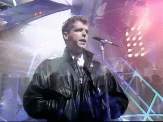 tennantsama:PET SHOP BOYS / TOP OF THE POPS / OCT 2 1986SUBURBIATheir sixth appearance on TOTP.