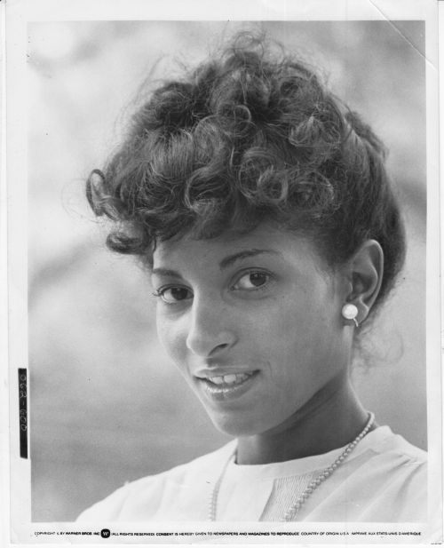 classicladiesofcolor:Actress Pam Grier