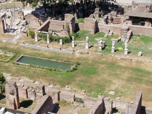 Roman Calendar - June 7, Vesta AperiturVestalia festival (June 7-15) began and temple of Vesta was o