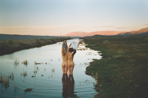 norockwithoutplastic:  therealdirtbabe:  I need some naked camping asap.  Who’s camping with me? 