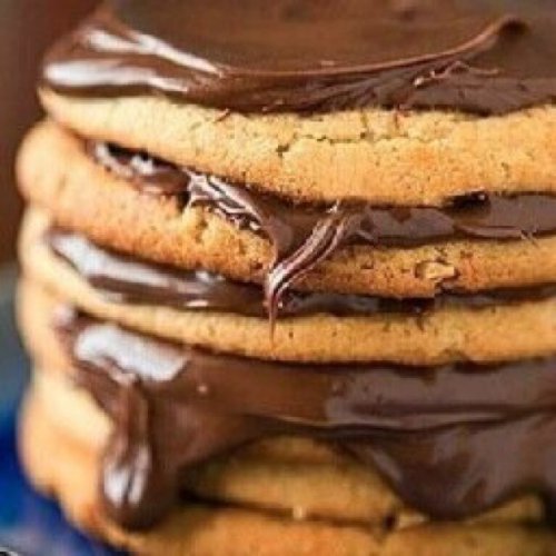 foodishouldnoteat:  if you love food follow my blog! 