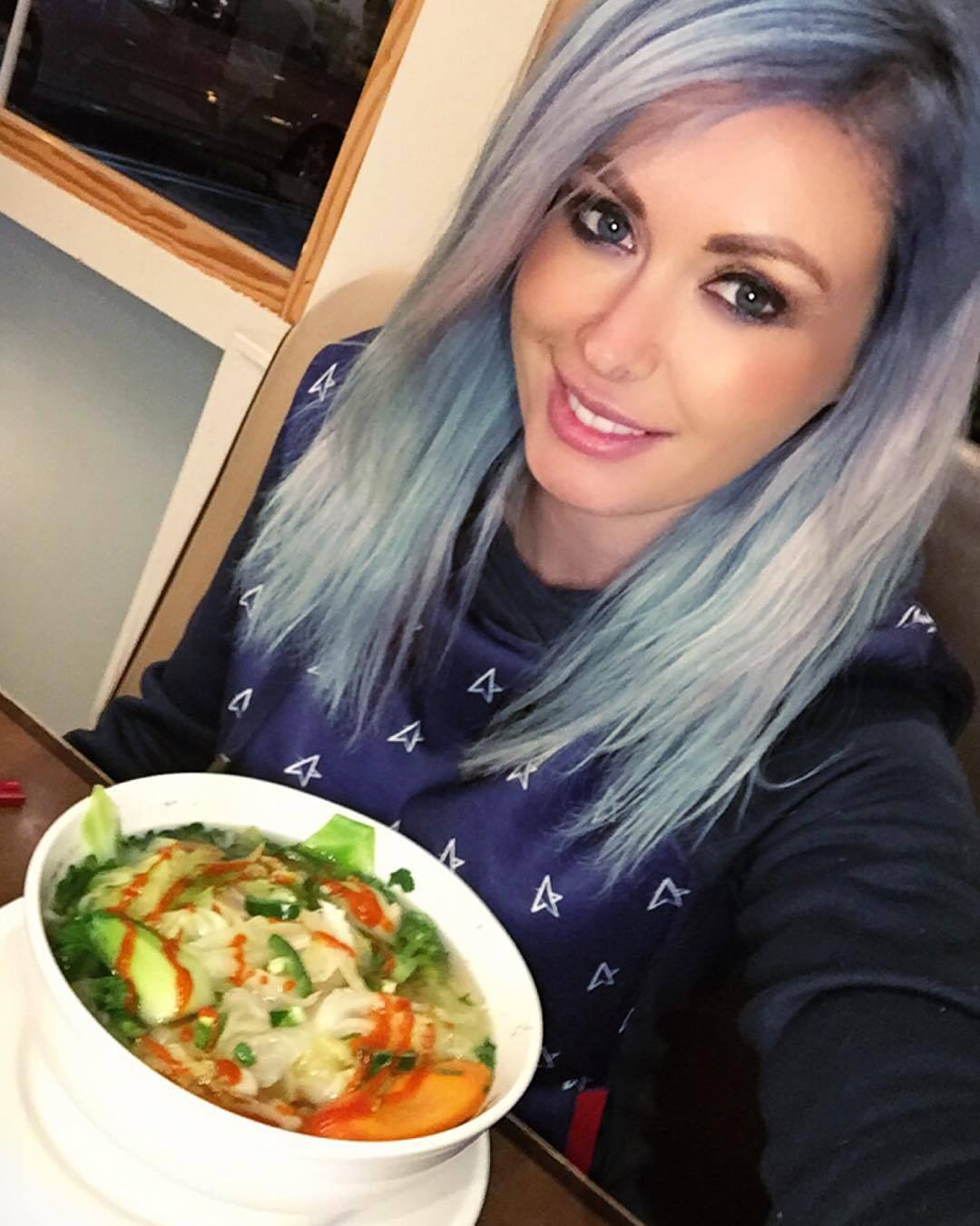 hello here is a selfie i took with my one true love 🍜 by darthlux