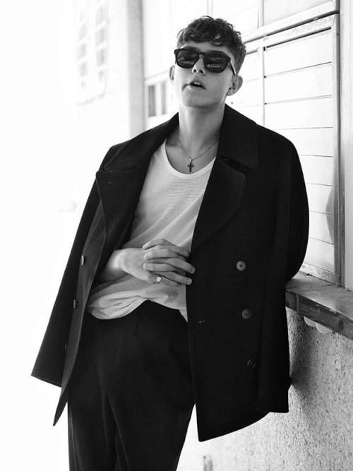 themetropolitanrevolt:  Noir.