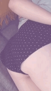 obsessive-compulsive-distraction:Butt jiggle isn’t possible to capture in gifs )’: