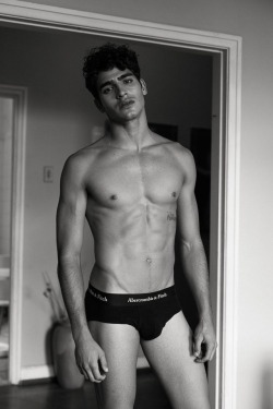 themitchme:  Jhonattan Burjack