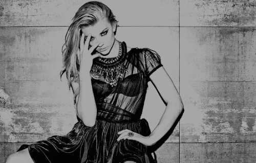 getthelala:    ♣ Endless Pictures of Natalie Dormer {14-15/∞}  