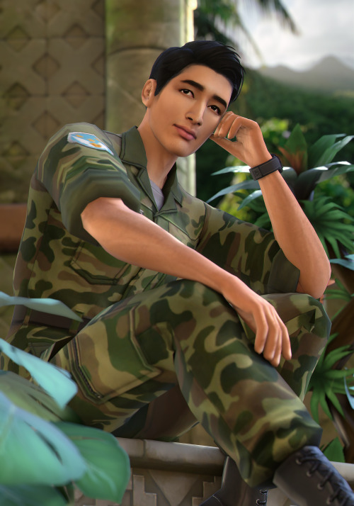 Lost in Green is a project that contains one new hairstyle, military outfit for the base game and si