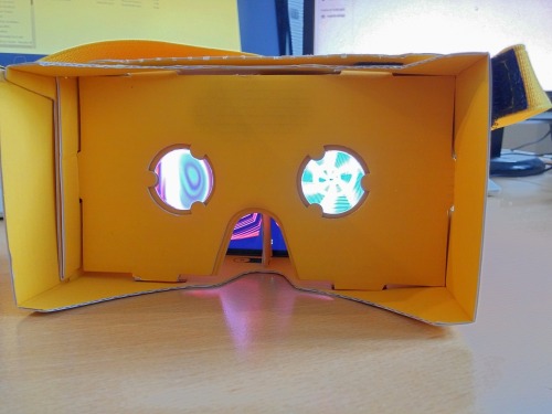 convoluted-moonscape:  travisthehypnotizedpuppy:  travisthehypnotizedpuppy:  enscenic:  hypno-sandwich:  hypnoticswitch:  Mind Melting Machine - First Public Technical Test  Hey everyone! If you have an Android device and maybe even a Google Cardboard
