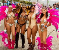 viewjamaica:  🌴🙌🏾🇯🇲 Carnival