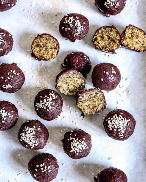 brownpapernutrition NUT FREE TAHINI CARAMEL BALLS Made these the other day and now I need to control
