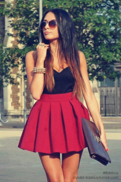 stylelist-tidebuy:   Mini Skirt 